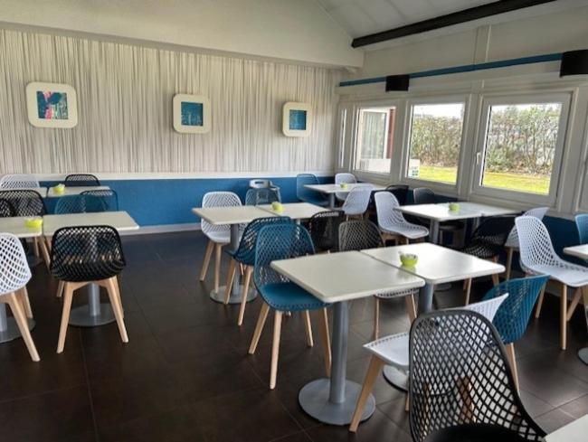 Hotel Ibis Budget Nantes Ouest Atlantis Couëron Esterno foto