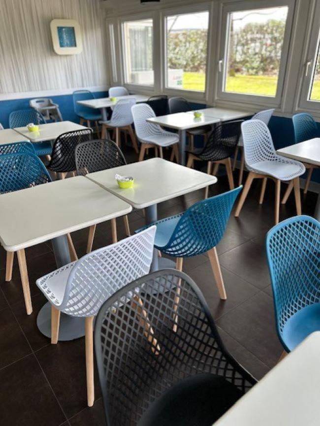 Hotel Ibis Budget Nantes Ouest Atlantis Couëron Esterno foto